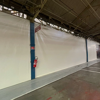 bâche industrie cloison