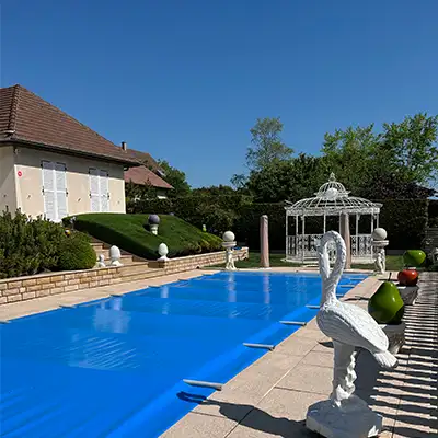 bâche piscine